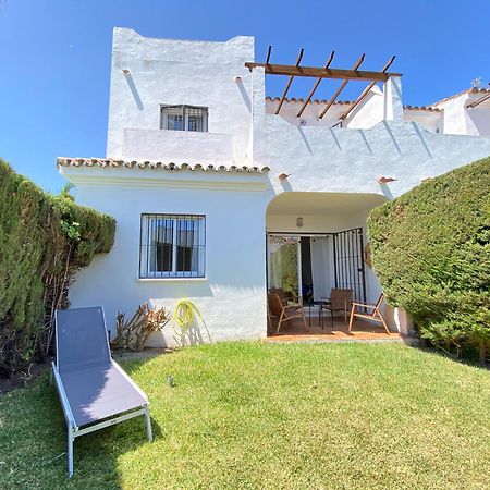 Townhouse W/Sea View & Garden Villa Estepona Eksteriør billede