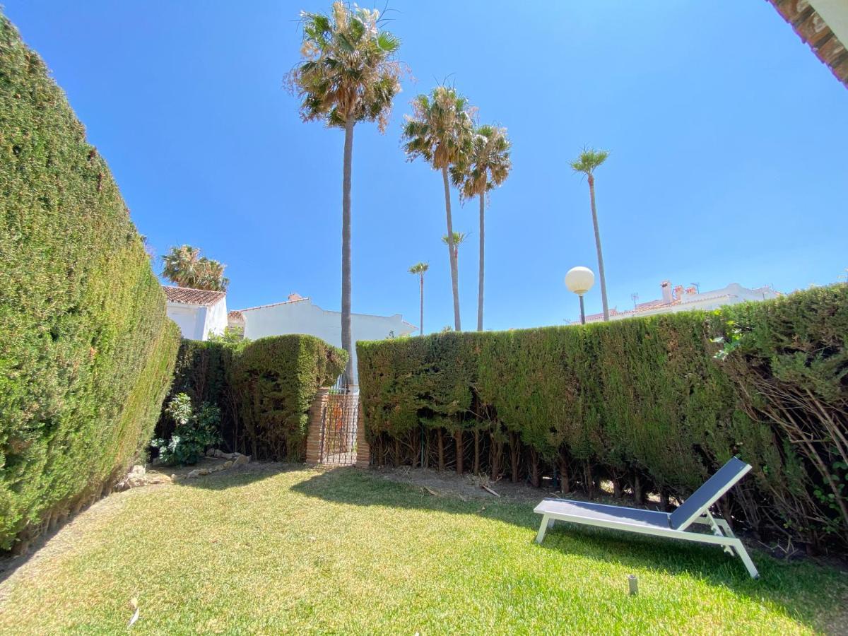 Townhouse W/Sea View & Garden Villa Estepona Eksteriør billede